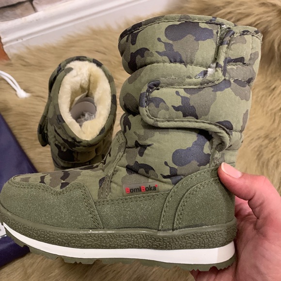 bomiboka Other - Soft Waterproof/Snow faux shearling toddler boots
